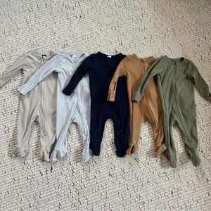 Old Navy Ribbed Onsies 3-6mo